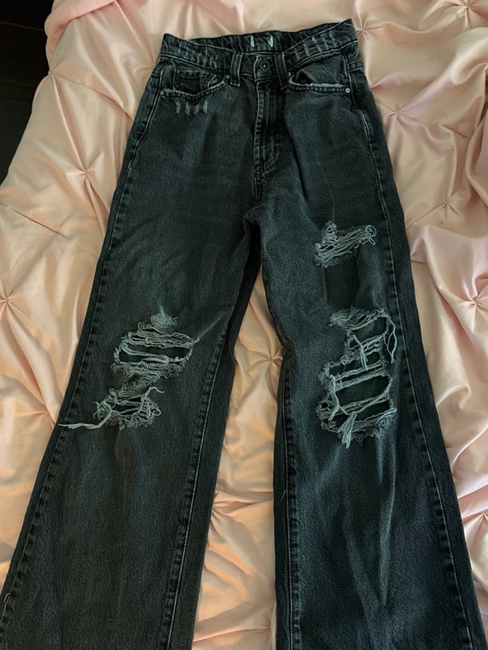 Tilly's Black High-Rise Distressed Women's Jeans